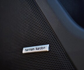 HARMAN KARDON