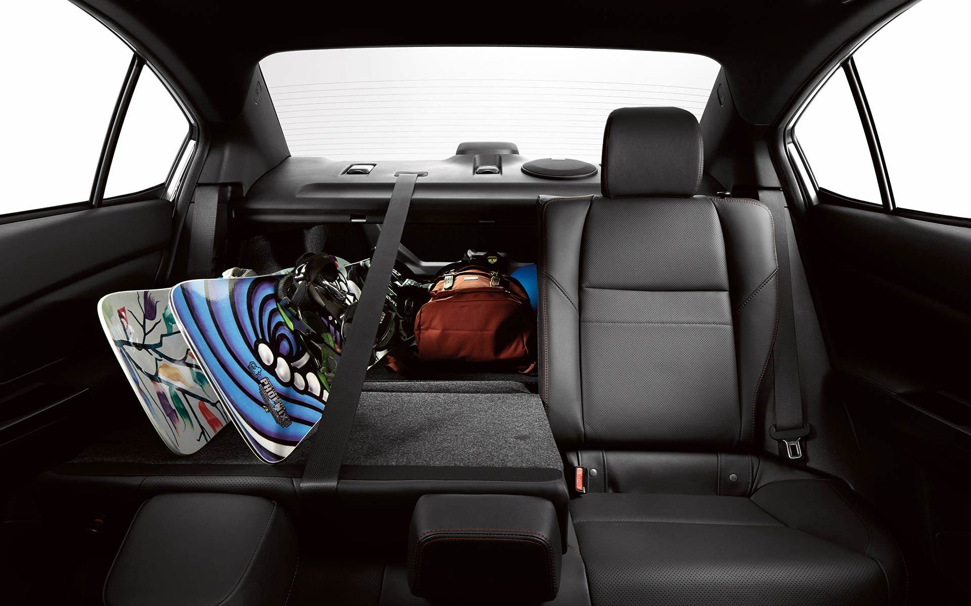 19_WRX_photos_int_12.jpg