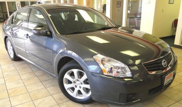 Nissan Maxima.jpg