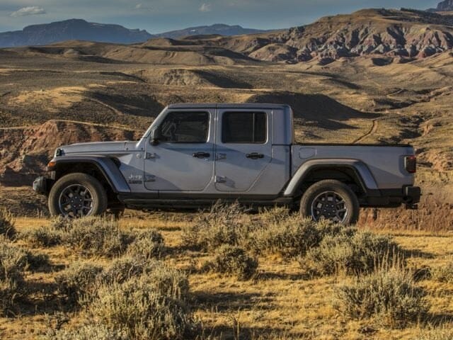 Jeep Gladiator Side View.jpg