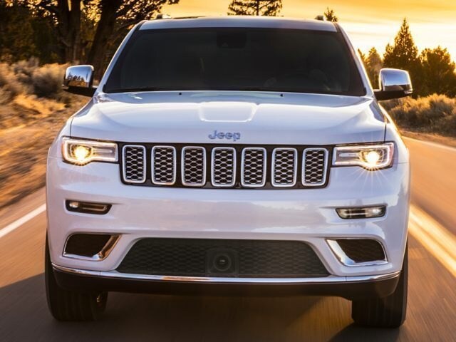 Grand Cherokee Grille.jpg