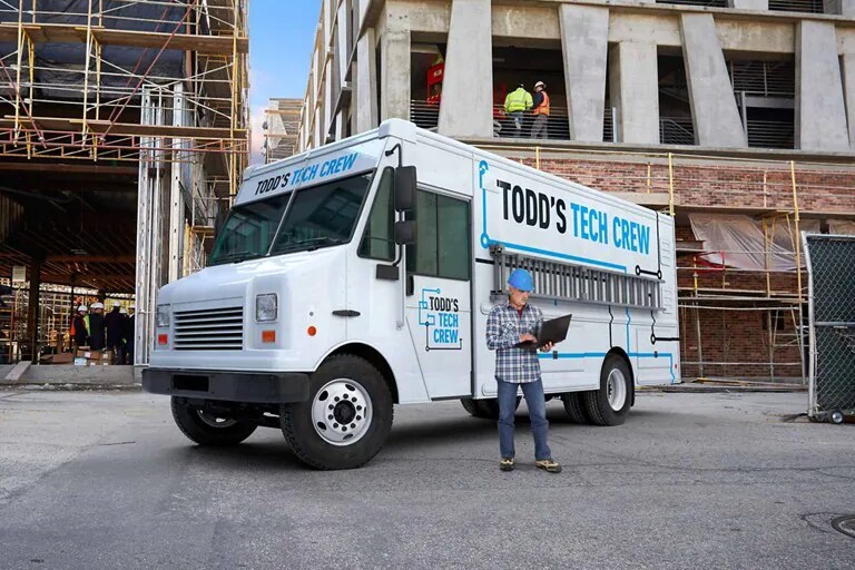 19_FRD_CSC_100001_StepVan_PK_2160x1440.png