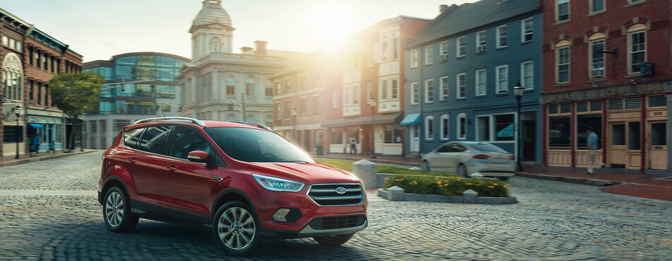 2018-Ford Escape-Titanium- SUV-L02 .png
