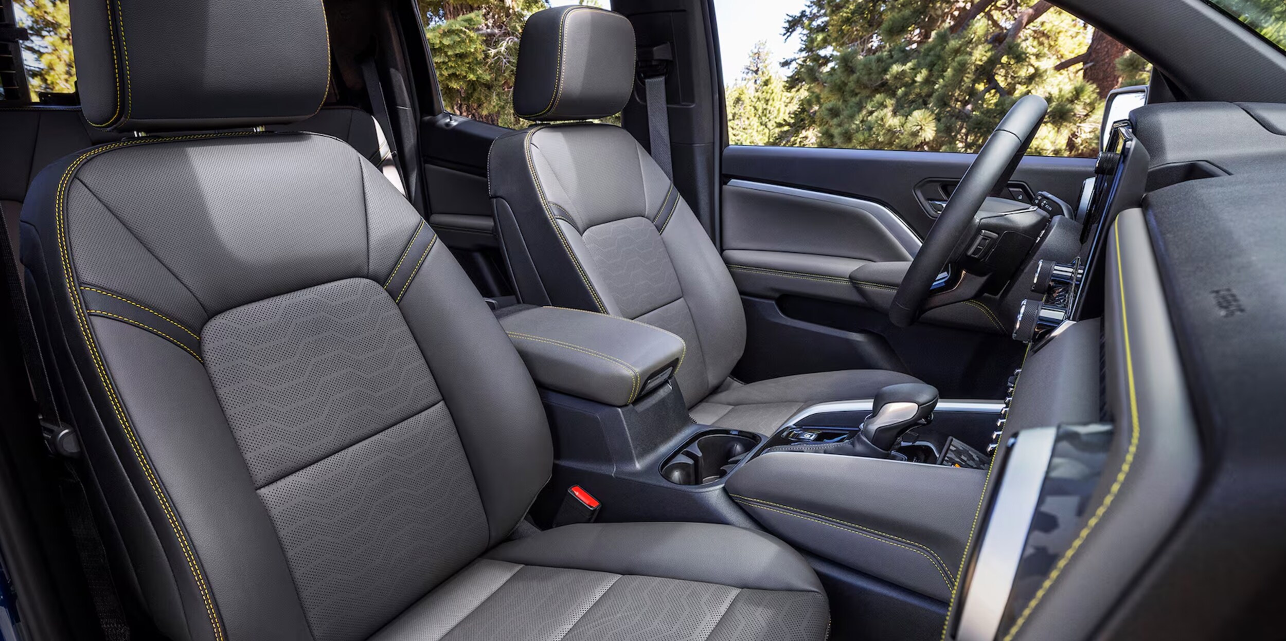 2024 Chevy Colorado Interior Near Me - Serving Methuen, MA