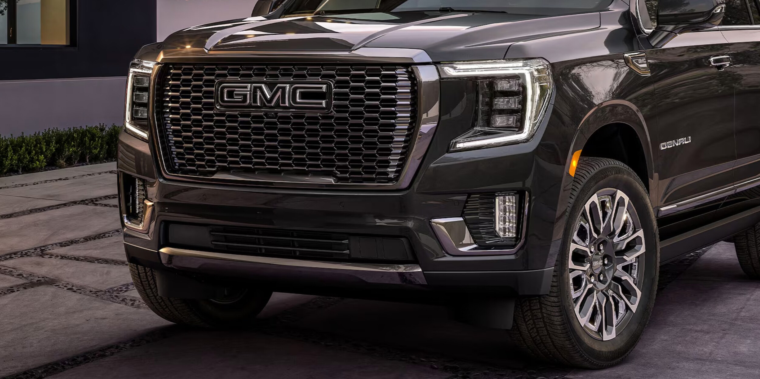 New 2024 GMC Yukon Near you in Haverhill, MA