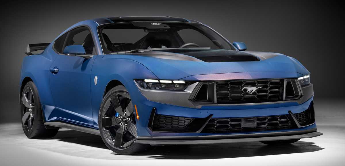 2024-Ford-Mustang-DarkHorse-Coupe.jpg