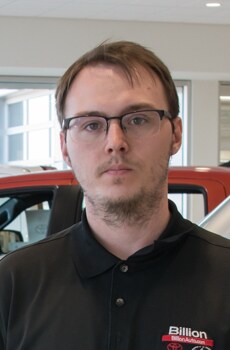 Taylor McFarland.jpg
