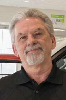 Tom Atkins.jpg