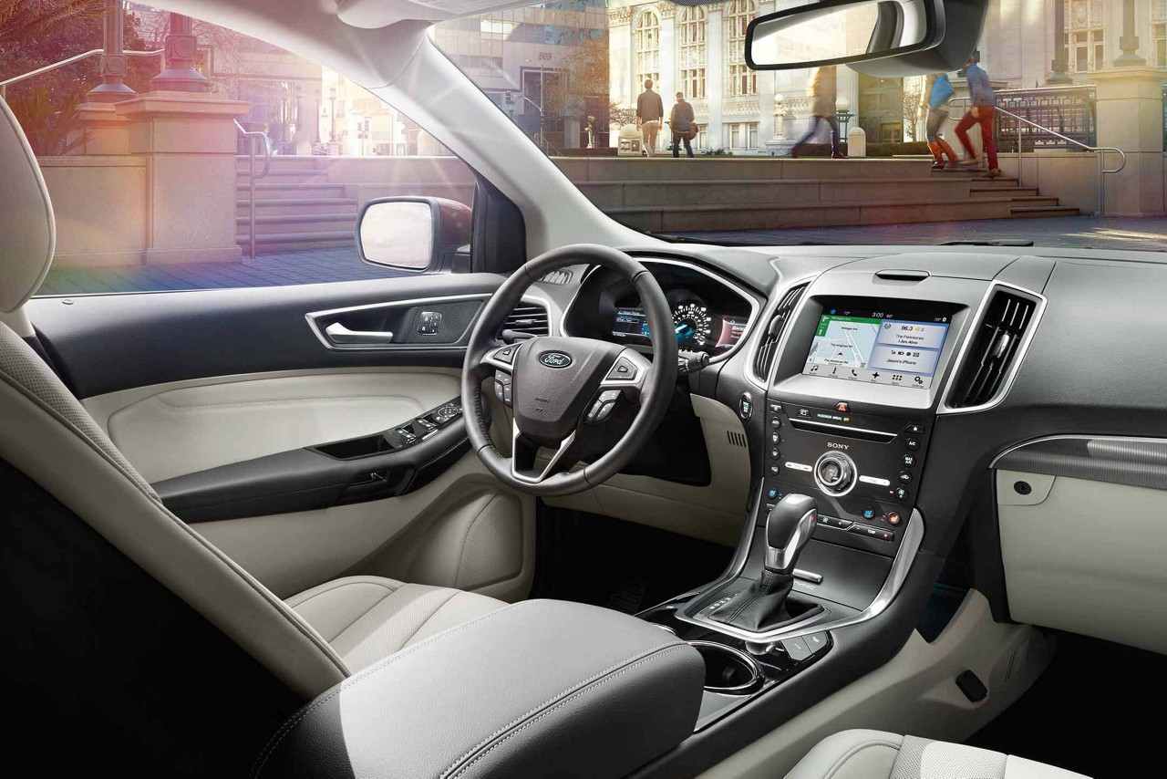 2018 Ford Edge Interior