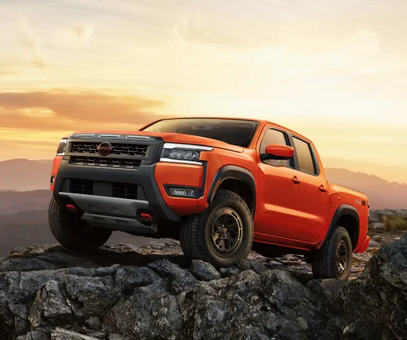 Nissan Frontier Crew Cab PRO-4X exterior, the current generation midsize pickup