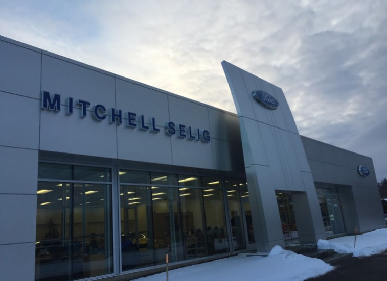 Dealership Photo.PNG