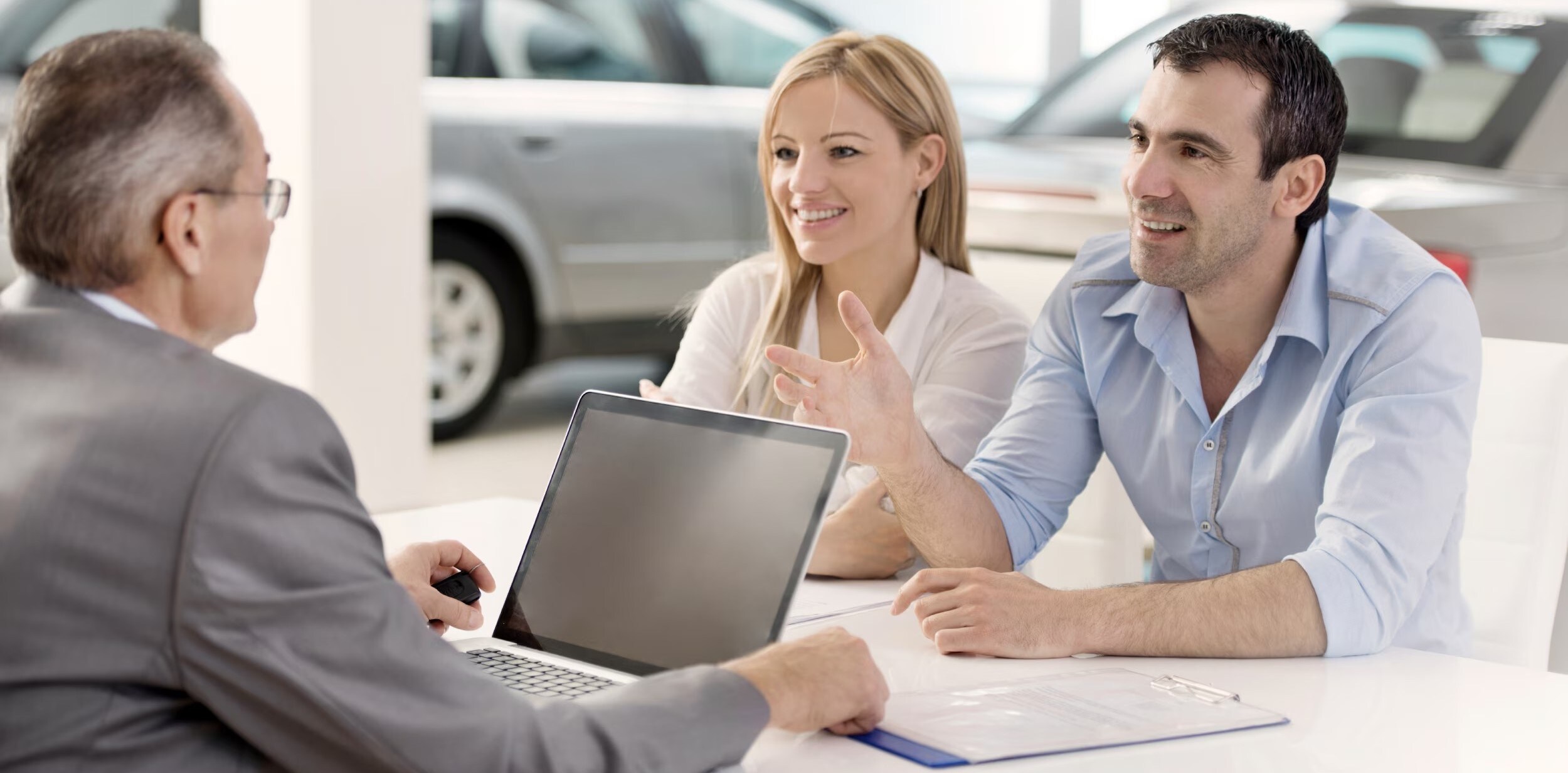 Leasing vs. Purchasing a New Car Leasing vs. Purchasing a New Car