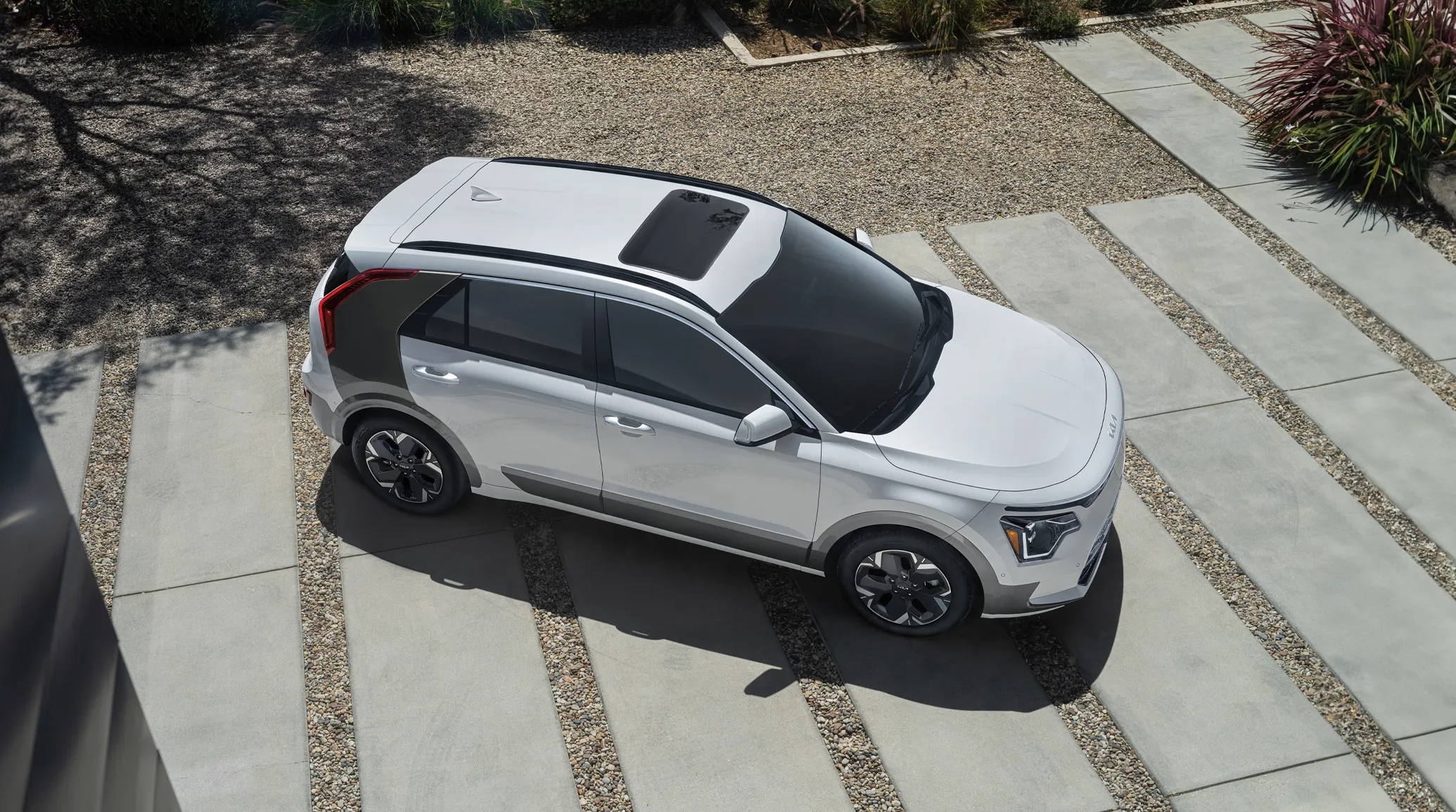 A Bold, Aerodynamic Exterior A Bold, Aerodynamic Exterior