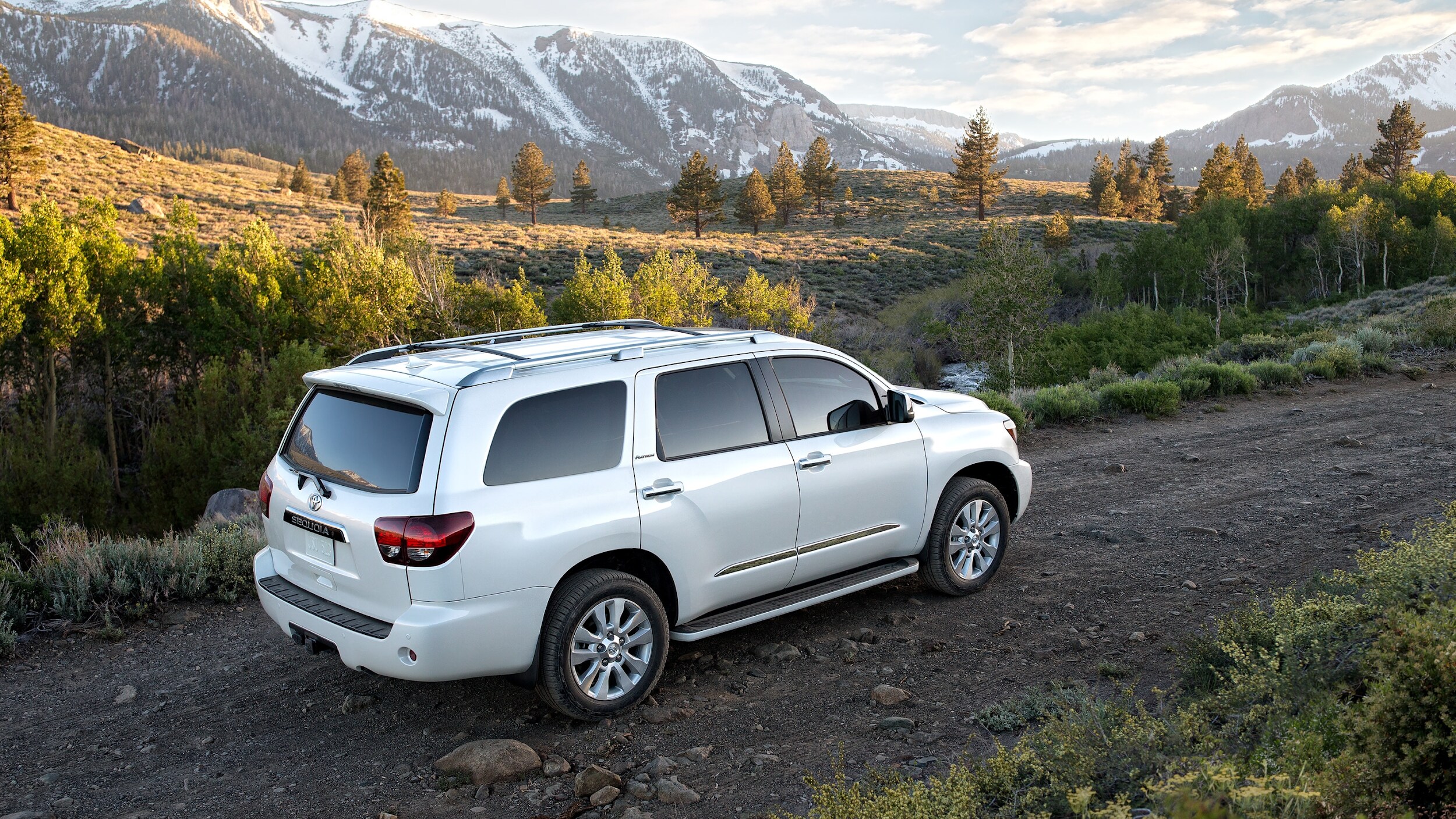 Toyota Sequoia.png