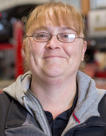 350x450 Amanda-Cupcake-Larson-201801.png