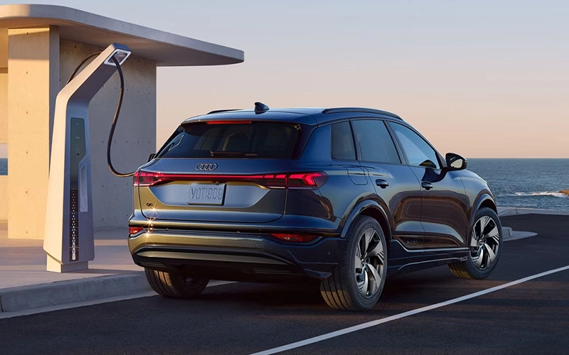 Audi e-tron Public Charging Network