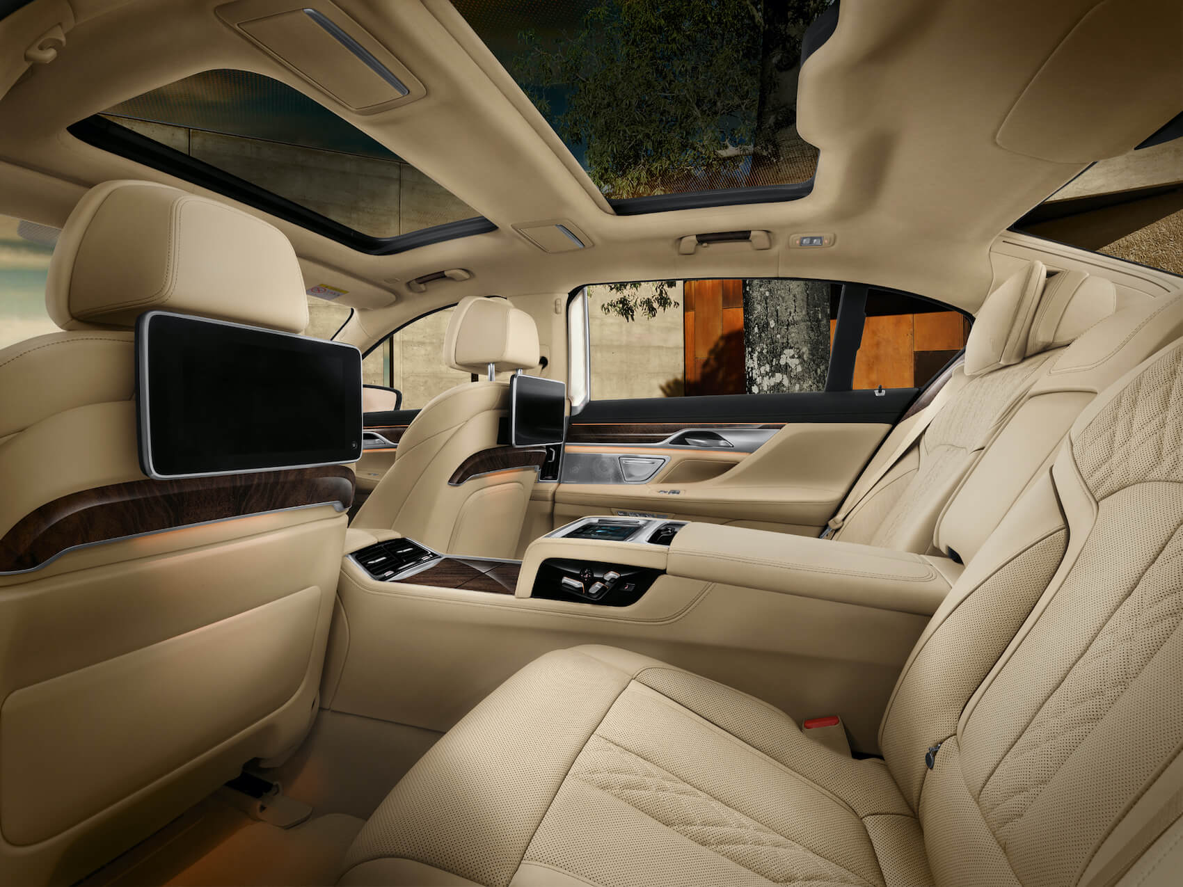 BMW 7 Series Cabin Design