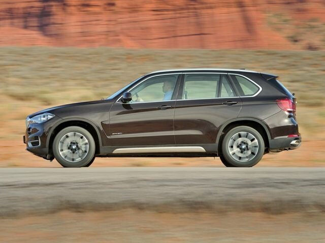 2017 BMW X5 SUV.jpg