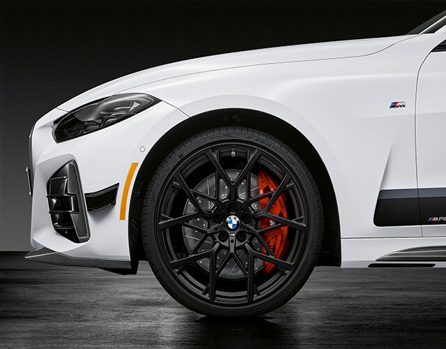 Image of BMW tire.