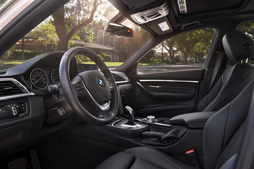 BMW-Interior2.jpg