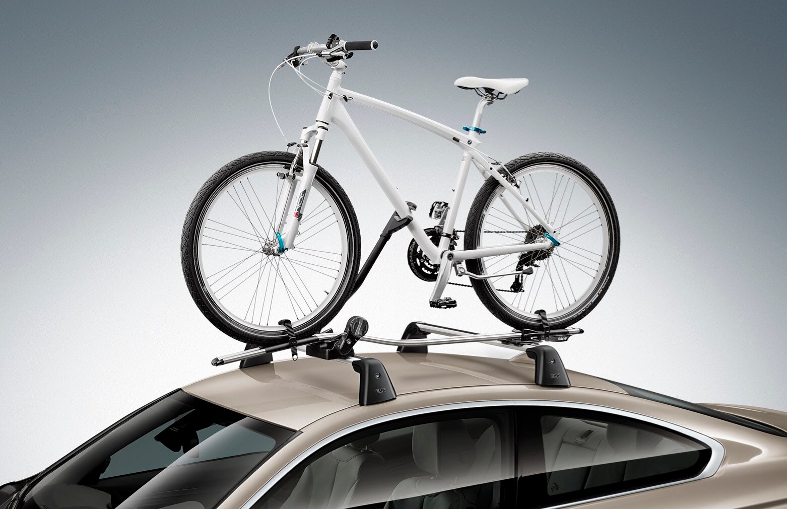 Lockable Touring-Mountain Bike Holder_5.jpg