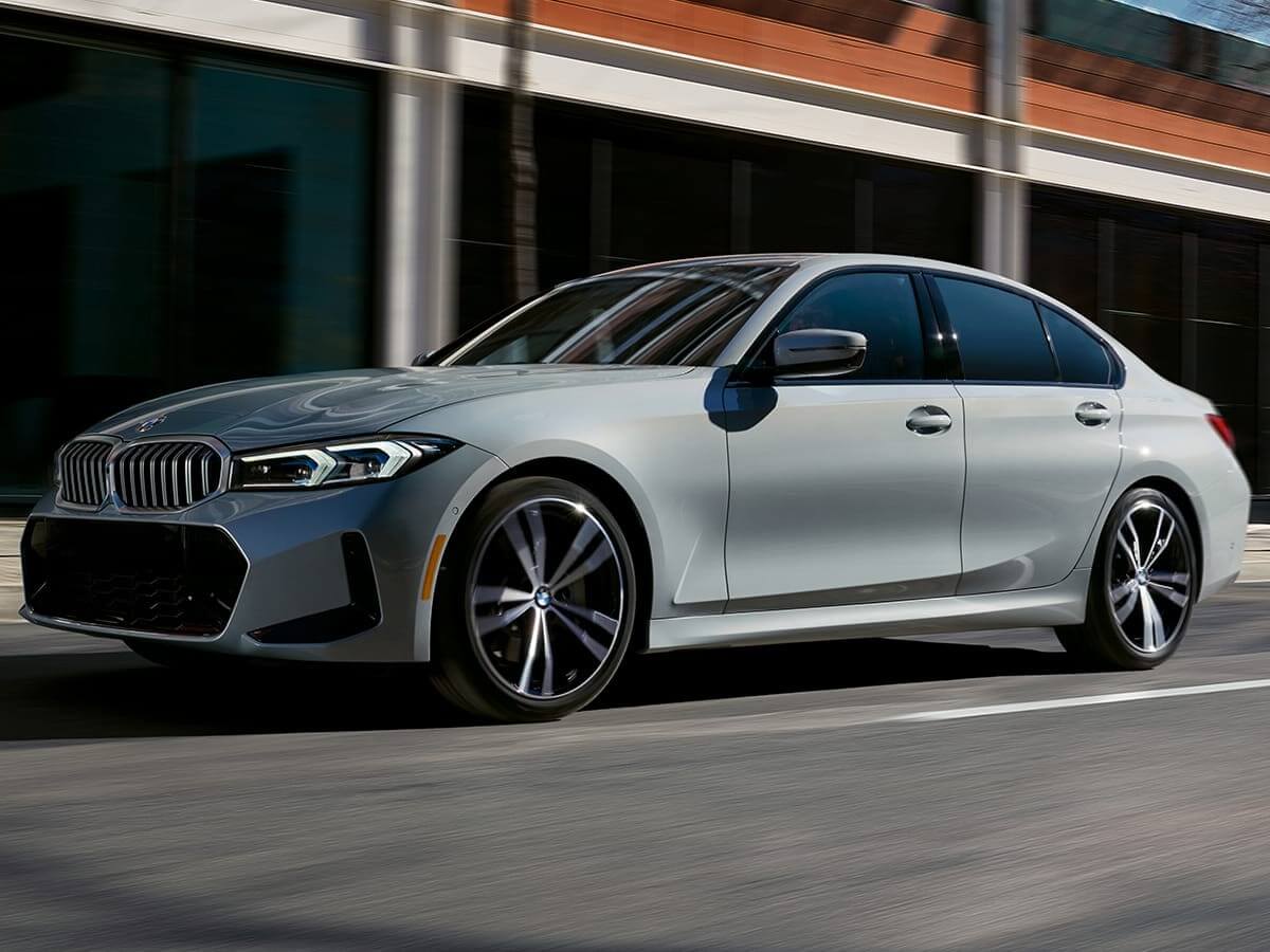 BMW-MY23-3series-Gallery-09.jpg