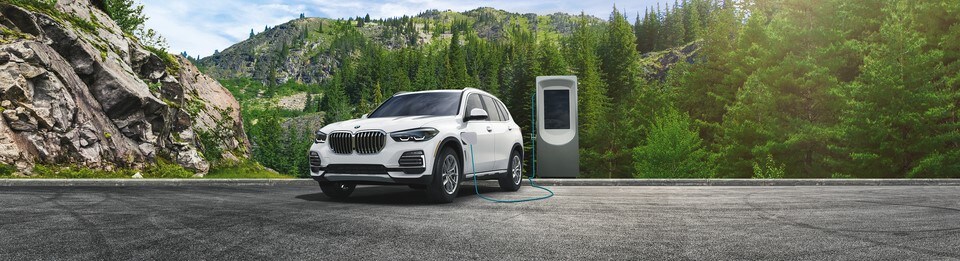 New-BMW-PHEV-X5e-SUV.jpg