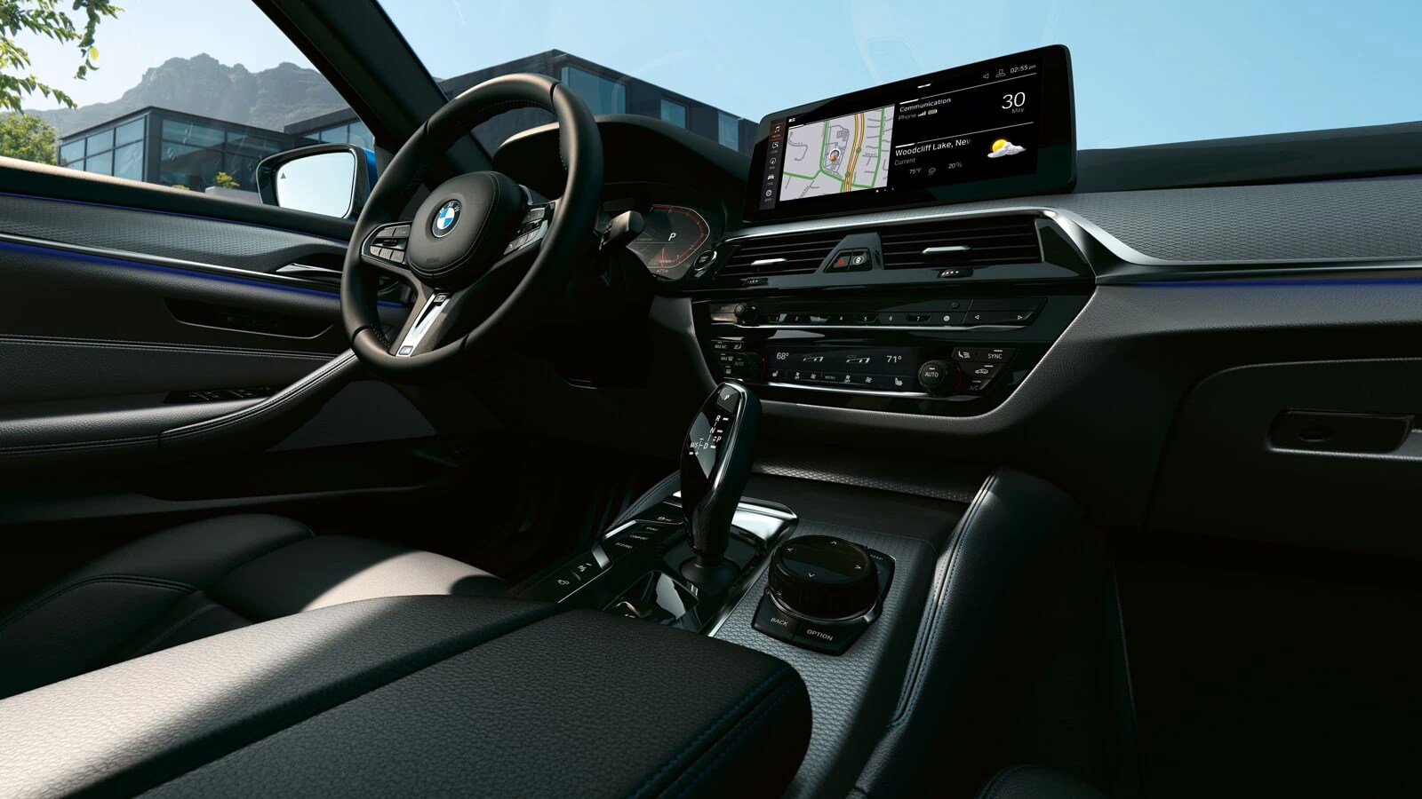 BMW-MY23-5Series-Overview-Carousel-01-ALL.webp