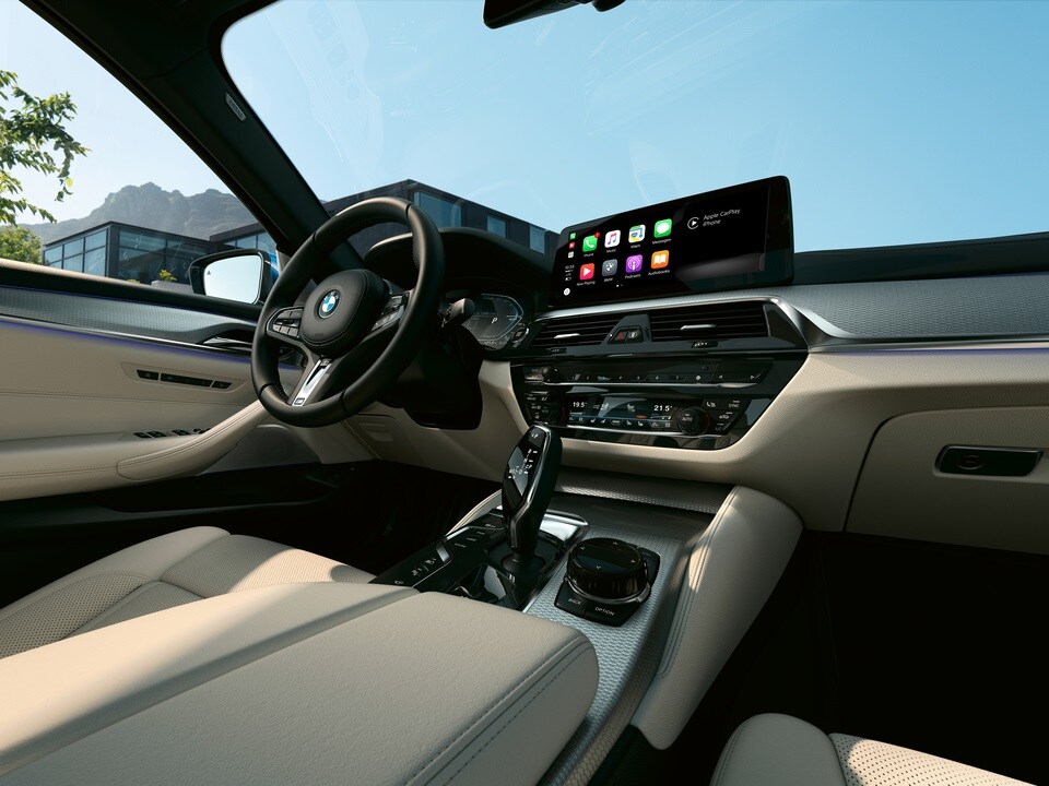 2021-BMW-5Series-Steering-Devon-PA.jpg