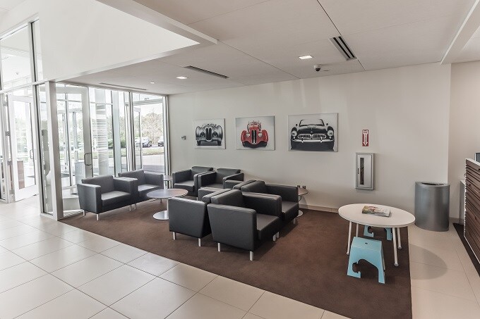 BMW of Kansas City South Waiting Area BMW of Kansas City South Service Center Waiting Area