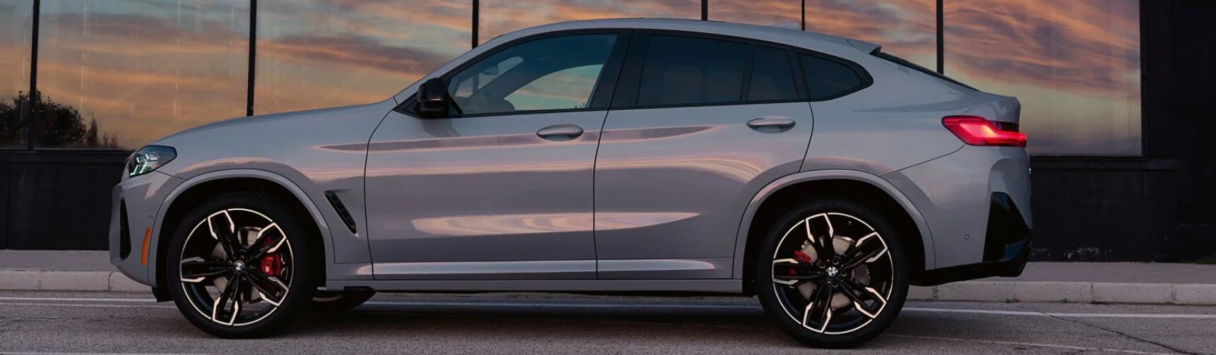 2022 BMW X4 1.jpg