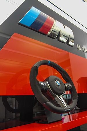 Mperformance_Steering_Wheel_01cover.jpg