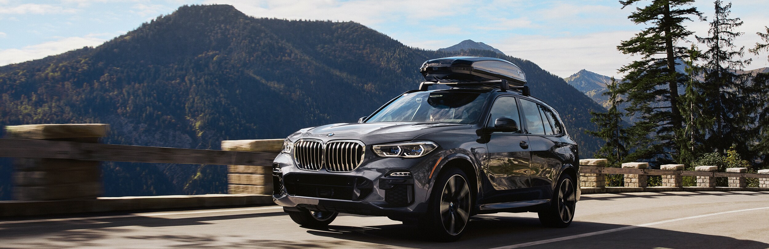 2023-BMW-X5-M50i-SUV-L01.jpeg