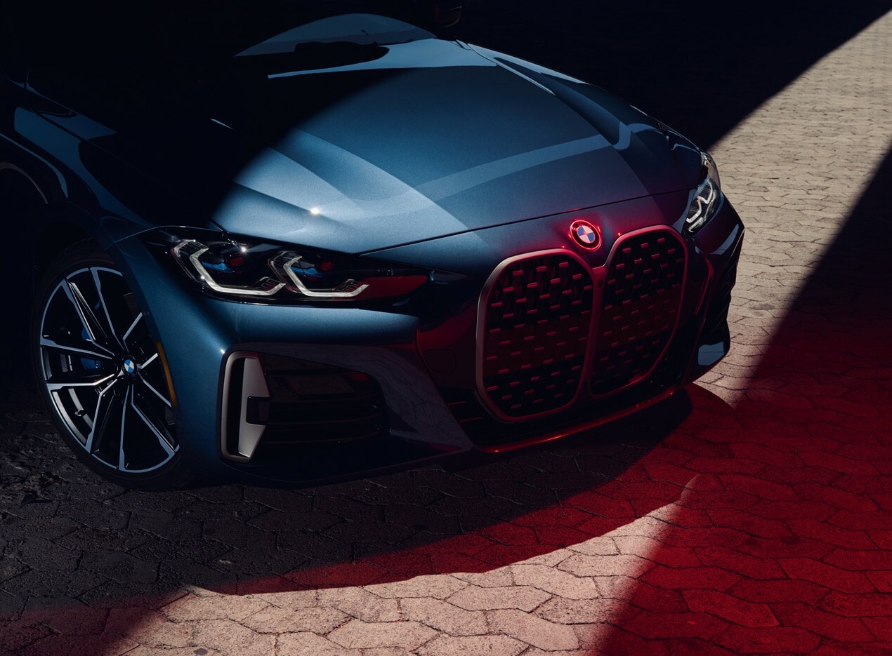 21-4Series-Coupe-Overview-Design-Feature-1.jpg