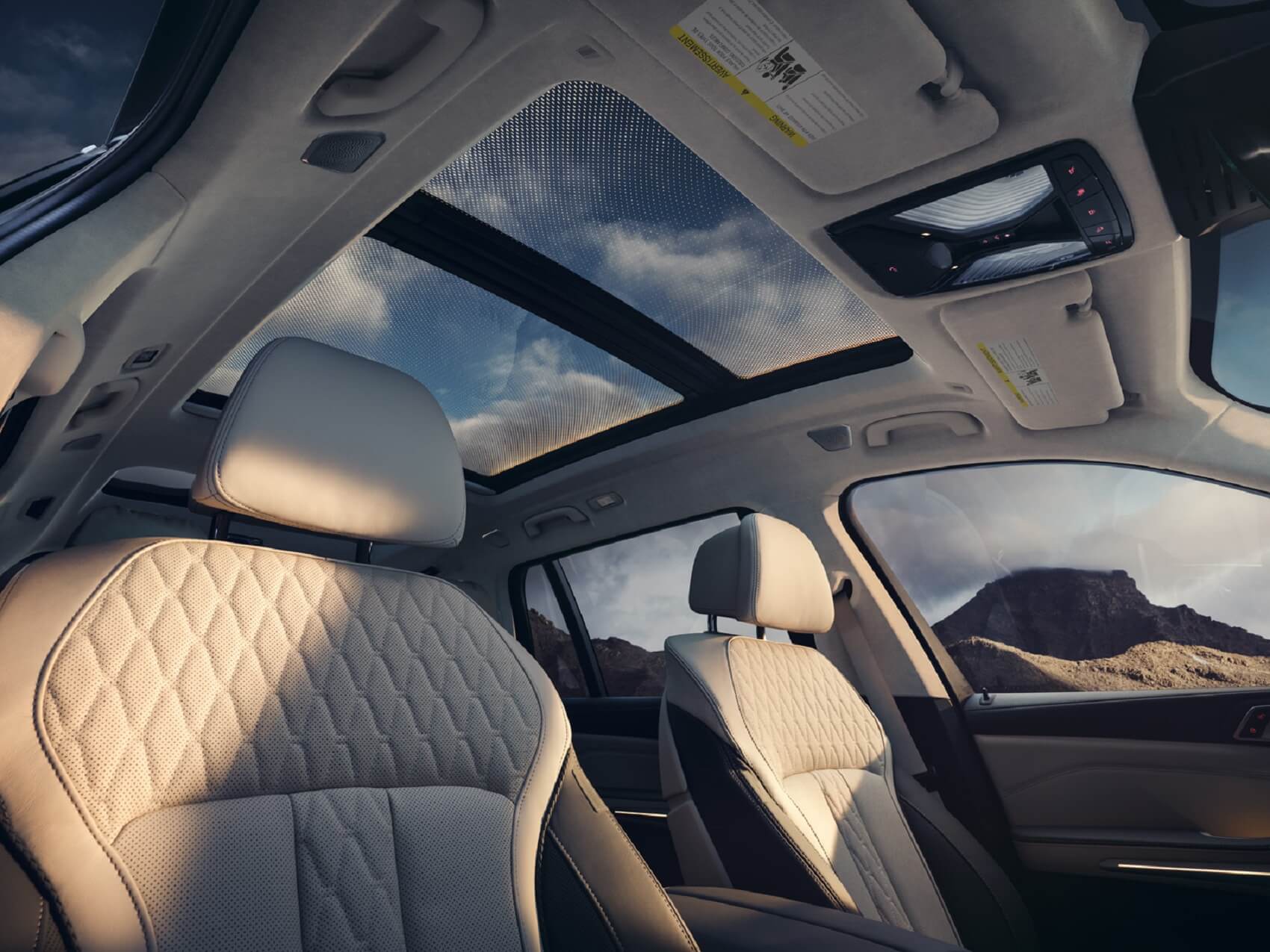 2023 BMW X7 Interior