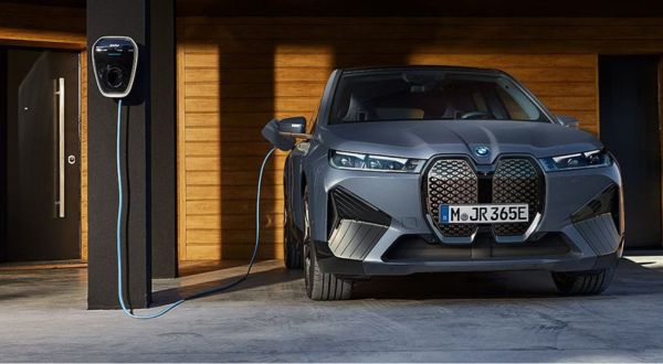 2023 BMW iX M60 SUV Review