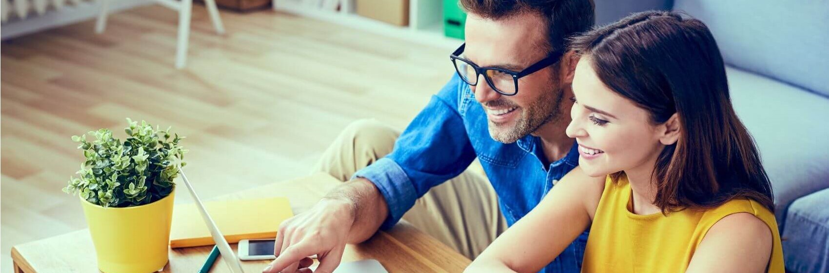 Couple Online Shopping 2