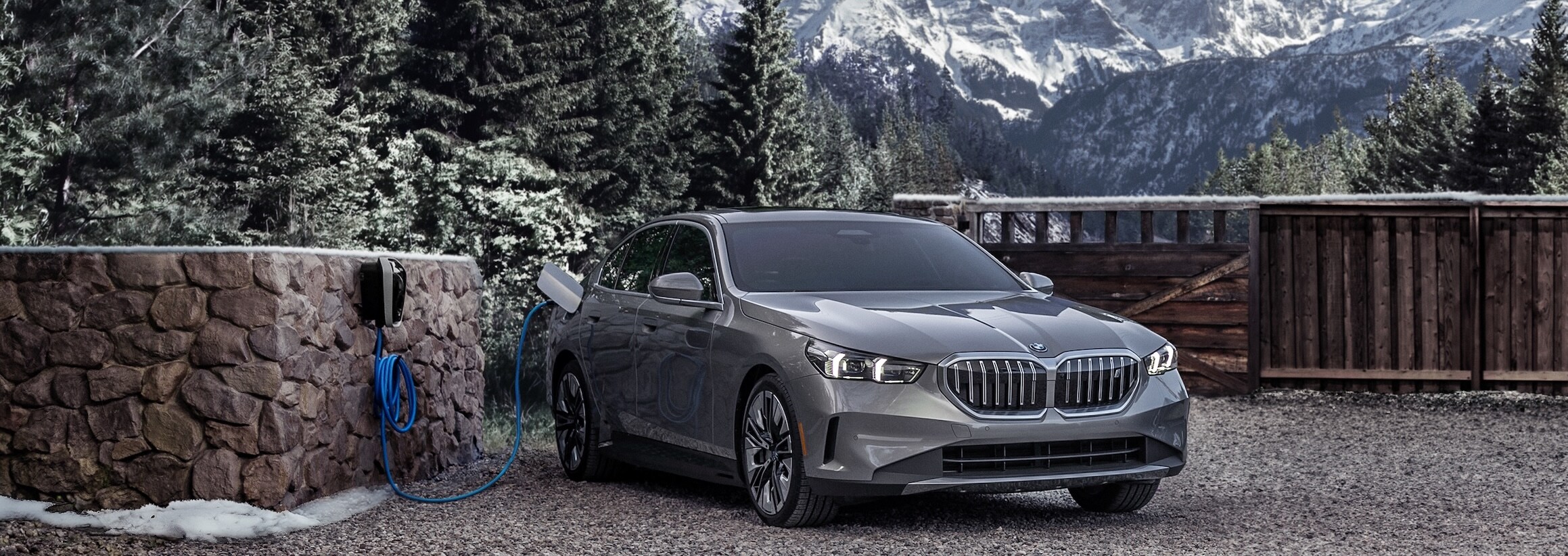 2025-BMW-i5-eDrive40-Sedan-L01.jpg