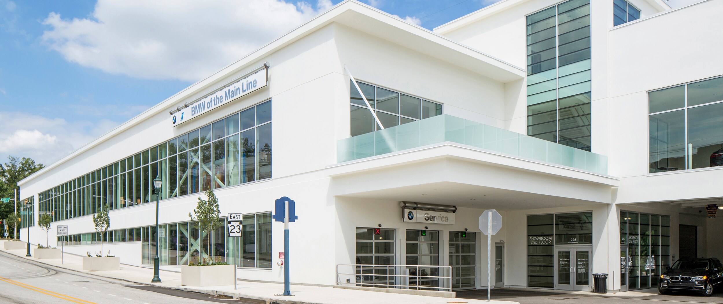 BMW Building 201999.jpg