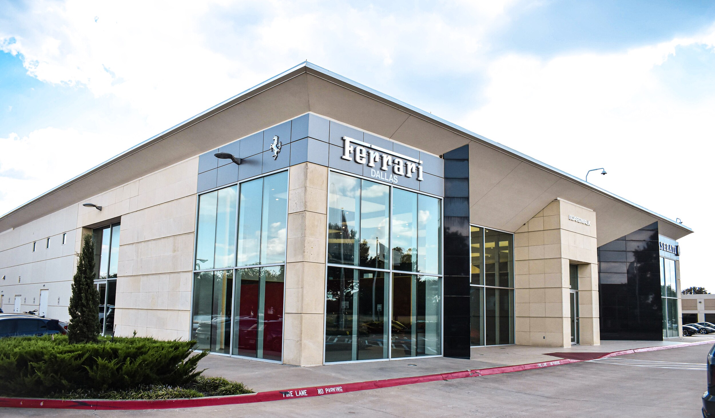 FERRARI-DALLAS-EXTERIOR-WEB.jpg