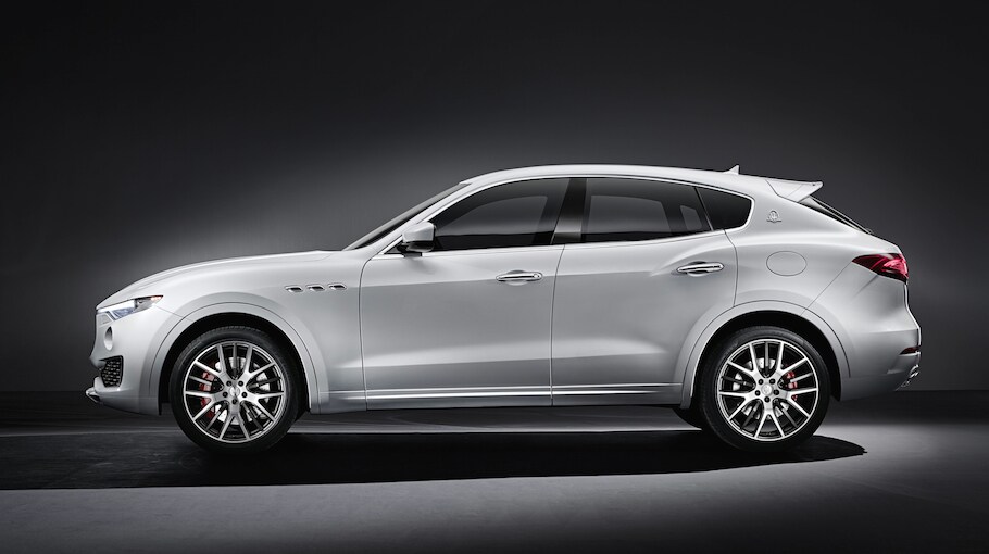 Maserati Levante Side