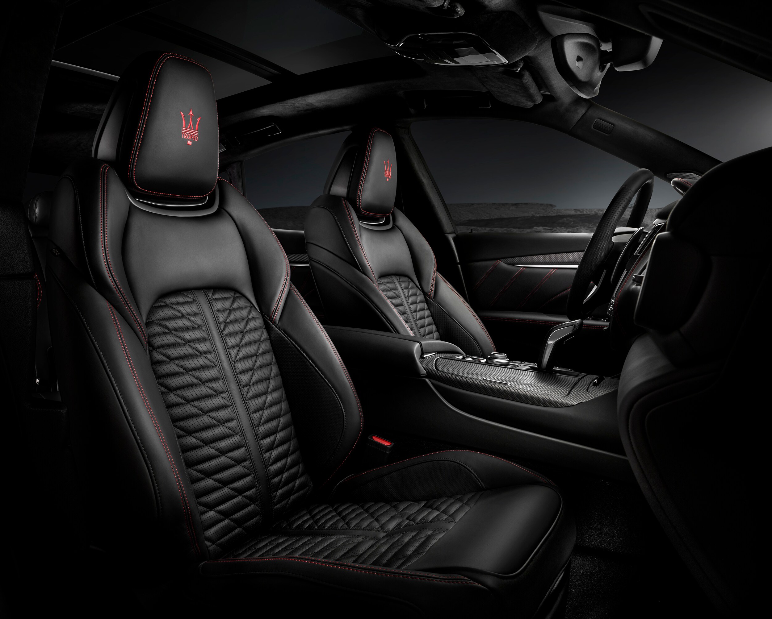 2019 Maserati Levante Trofeo Interior