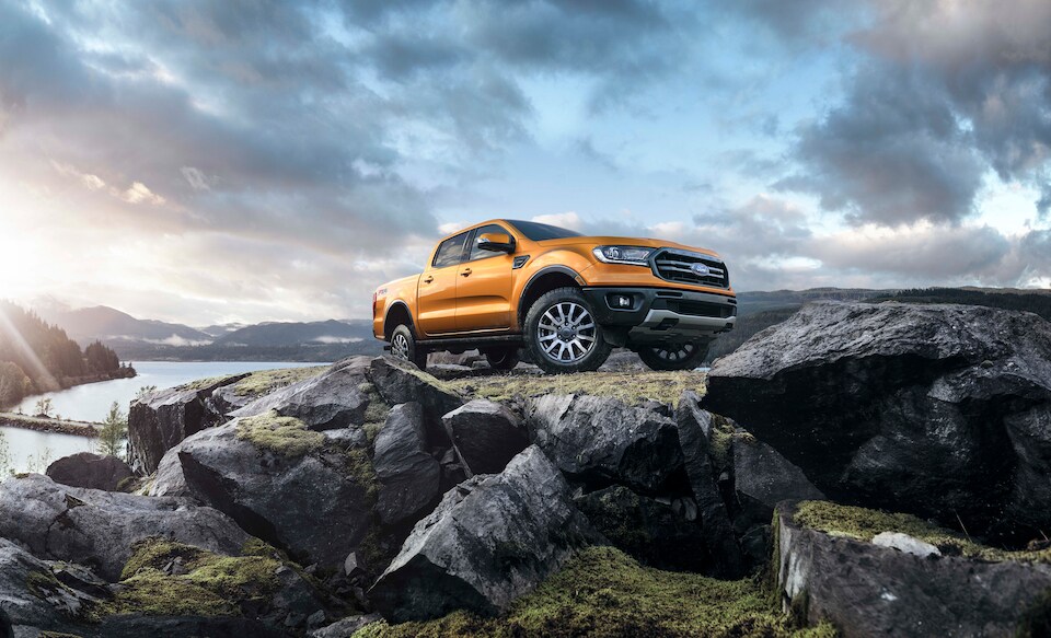 2019-Ford-Ranger-Lariat-SuperCrew-Truck-L05.jpeg