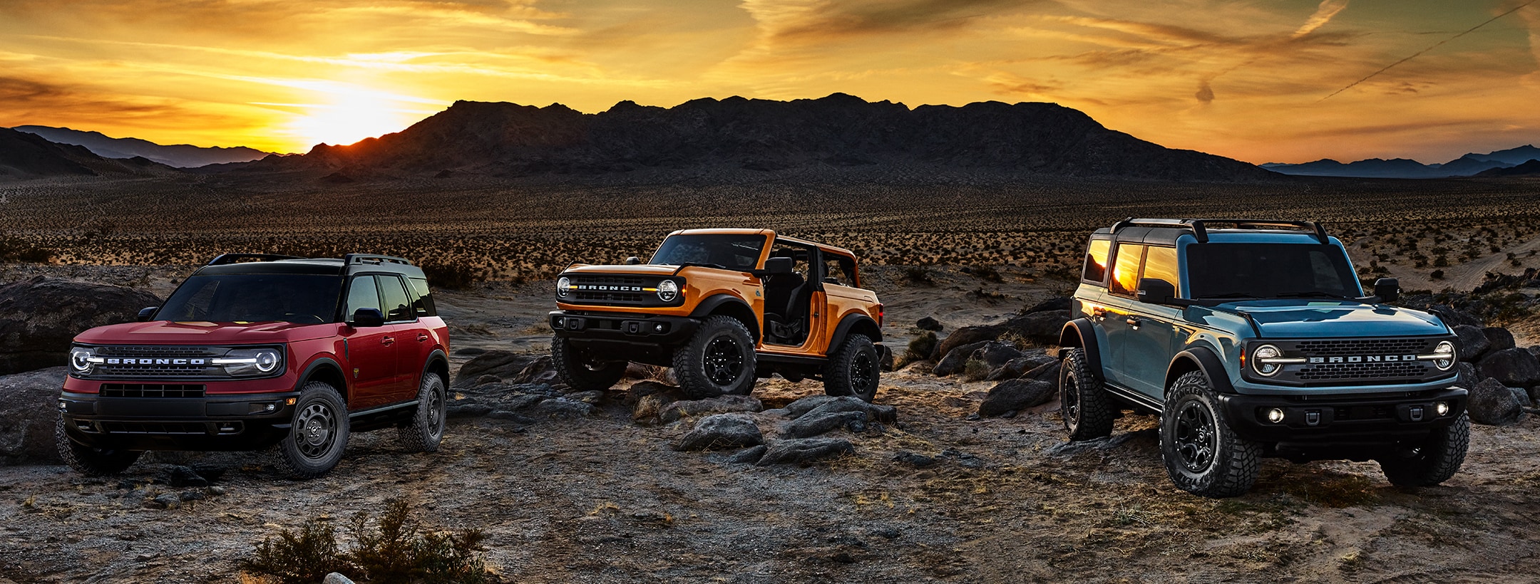 FRDNSUVK0158_Bronco_FordSite_CampRockFamily_2160x1440_00.jpg