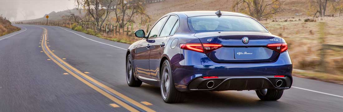 2018-alfa-romeo-giulia-sport.jpg