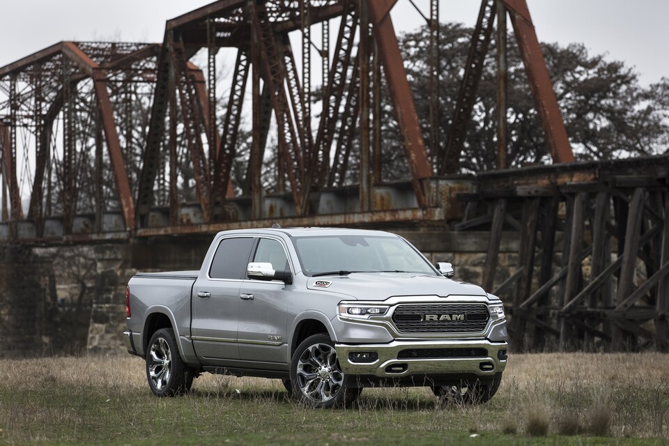 2020-RAM-1500-Limited-CrewCab-WheelAddOn-Truck-L11.png