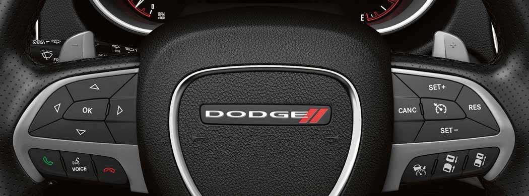 2018-Dodge-Durango-controls.jpg