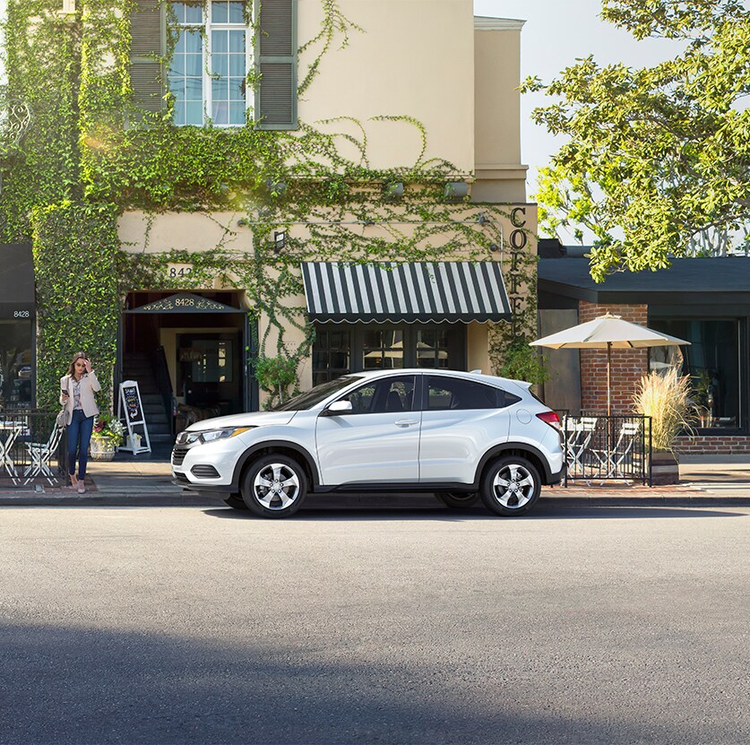 performancefeatures_whitehrv.jpg White 2019 HR-V In the streets of State College, PA