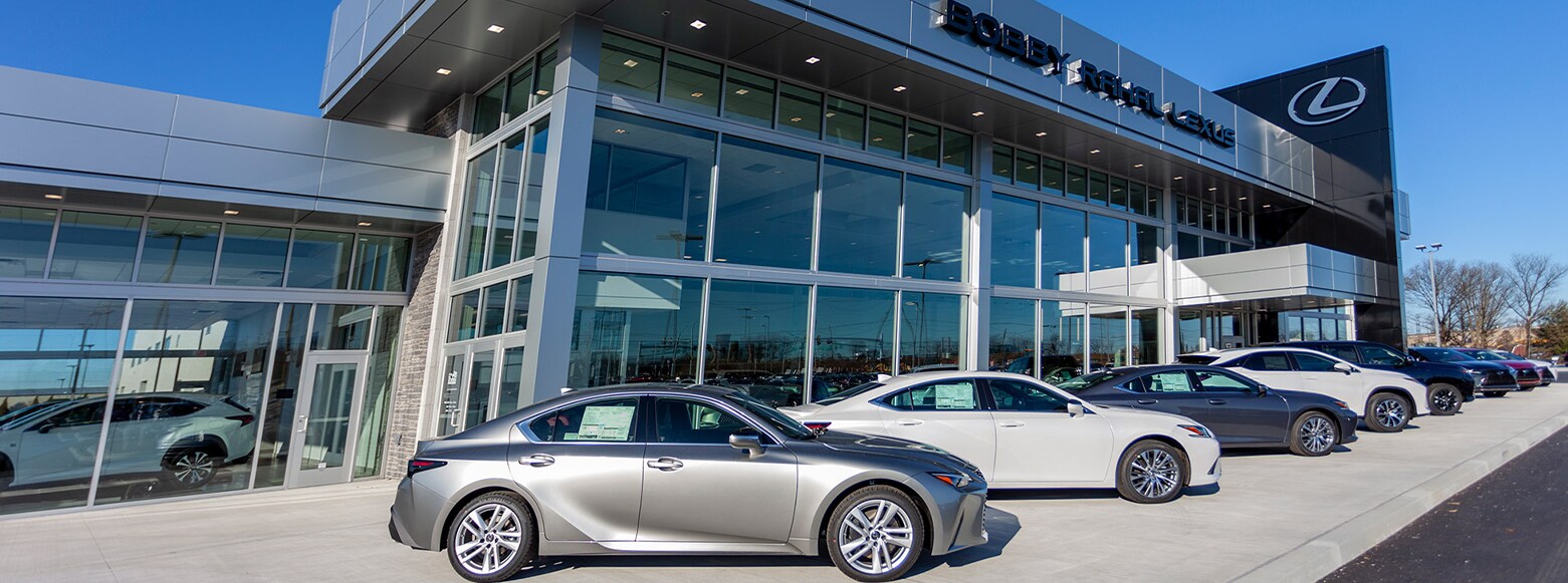 Lexus Dealer in Lancaster, PA | Front entrance of the Bobby Rahal Lexus of Lancaster County dealership