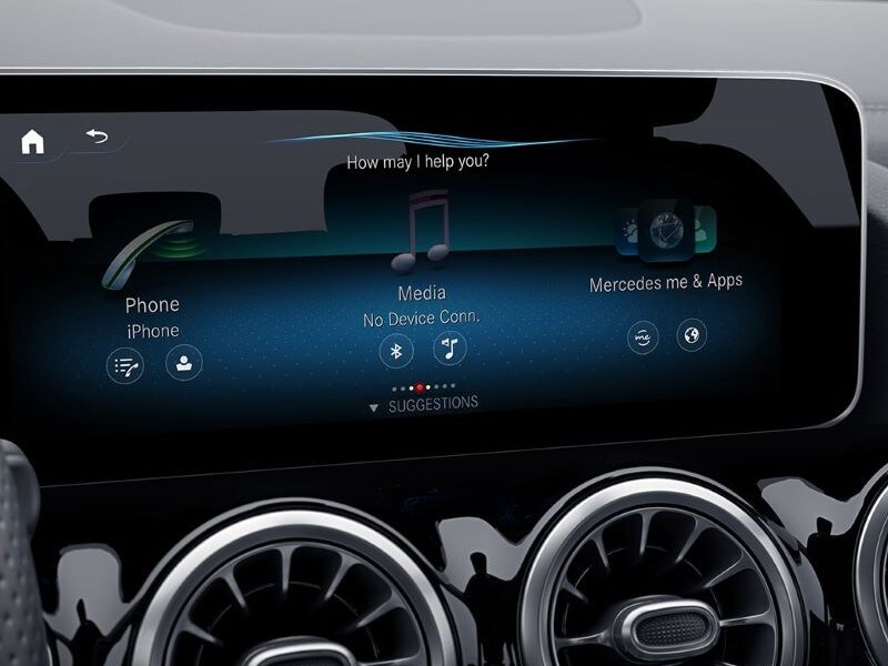 2023 Mercedes-Benz GLA Technology and Amenities